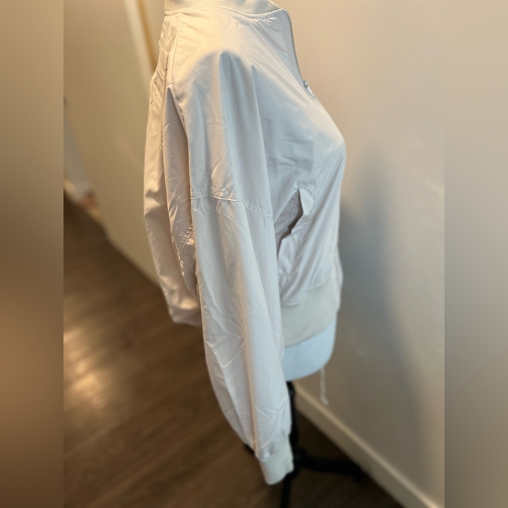 Sportswear Essential Oversized Bomber Jacket - Picture 7 of 8